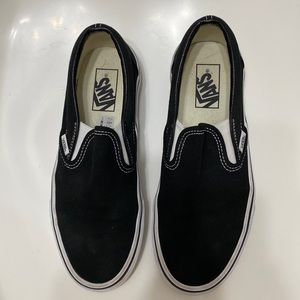 Black and white vans size 7 men’s and size 8 1/2 woman’s